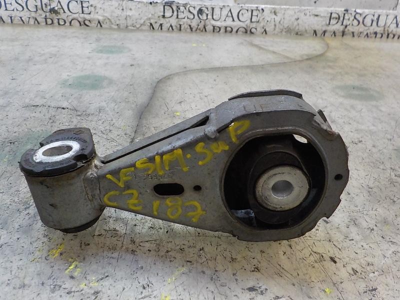 Recambio de soporte motor para renault fluence dynamique referencia OEM IAM 113560009R  