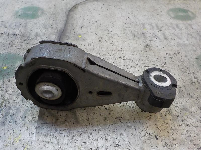 Recambio de soporte motor para renault fluence dynamique referencia OEM IAM 113560009R  