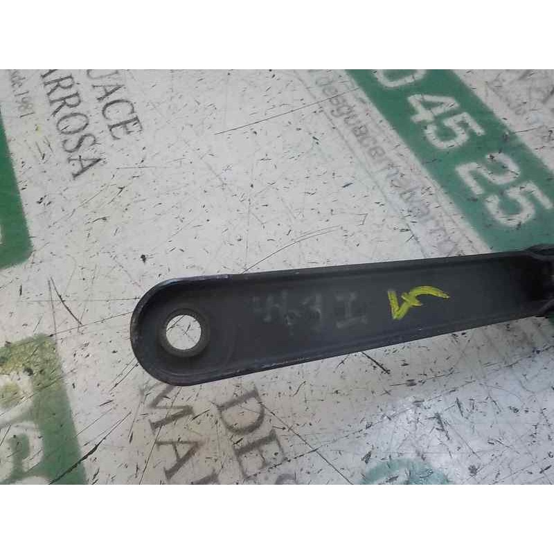 Recambio de brazo limpia delantero izquierdo para iveco daily conf. paquetería (sommer) 2.3 diesel cat referencia OEM IAM   