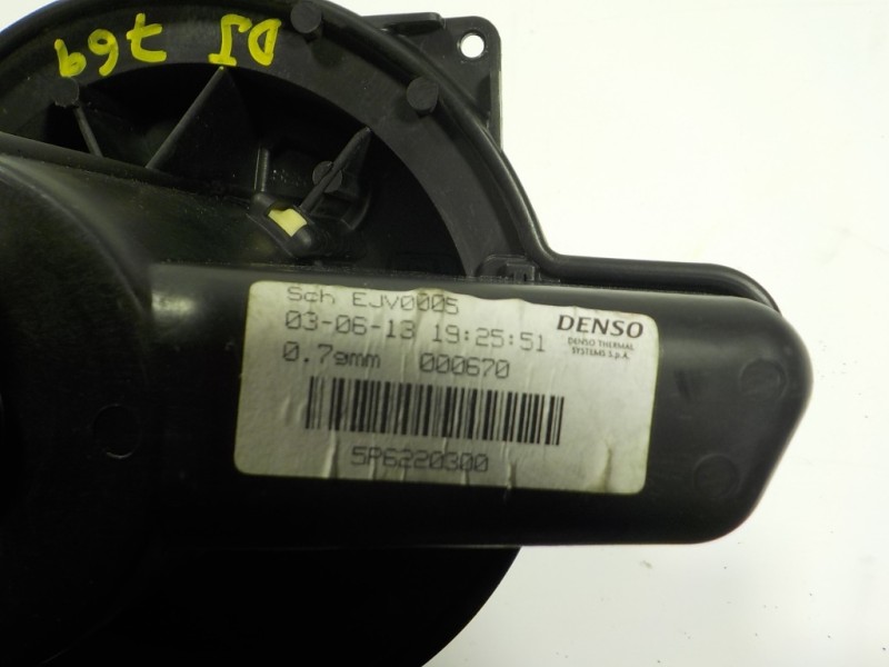 Recambio de motor calefaccion para fiat panda (319) 1.2 cat referencia OEM IAM 77366916 5P6220300 