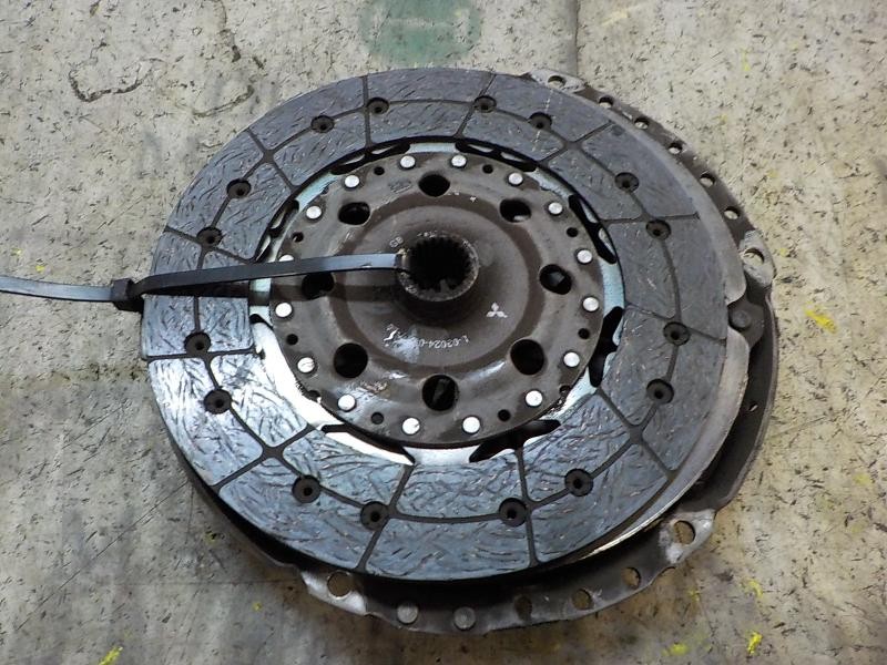 Recambio de kit embrague para mitsubishi asx (ga0w) 1.8 di-d cat referencia OEM IAM 2300A036  