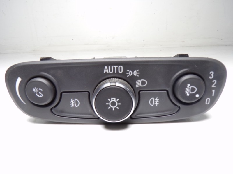 Recambio de mando luces para opel insignia grand sport 1.6 cdti dpf referencia OEM IAM 39121795 39121795 
