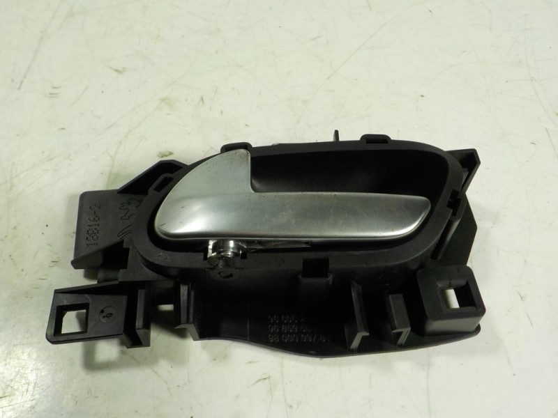 Recambio de maneta interior trasera izquierda para peugeot 508 2.0 blue-hdi fap referencia OEM IAM 9143T8  