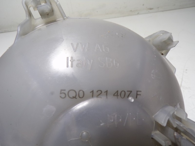 Recambio de deposito expansion para volkswagen t-roc 1.5 16v tsi act referencia OEM IAM 5Q0121407F 5Q0121407F 