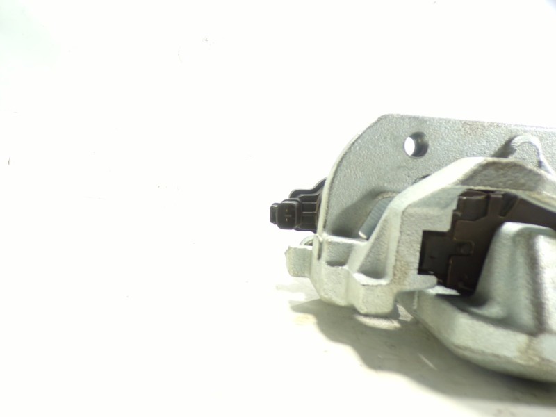 Recambio de pinza freno trasera derecha para lexus ux (za10) 250h referencia OEM IAM 4783033270  