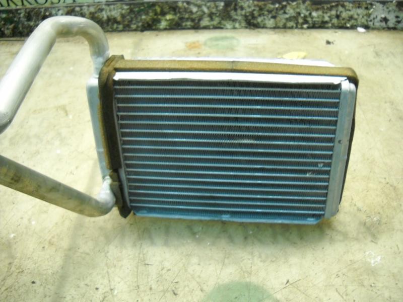 Recambio de radiador calefaccion / aire acondicionado para ford fiesta (cbk) ghia referencia OEM IAM   