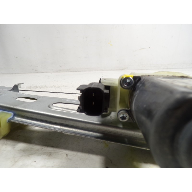 Recambio de elevalunas trasero izquierdo para ford transit connect 1.5 tdci cat referencia OEM IAM 2485405 DT11K27001BD 