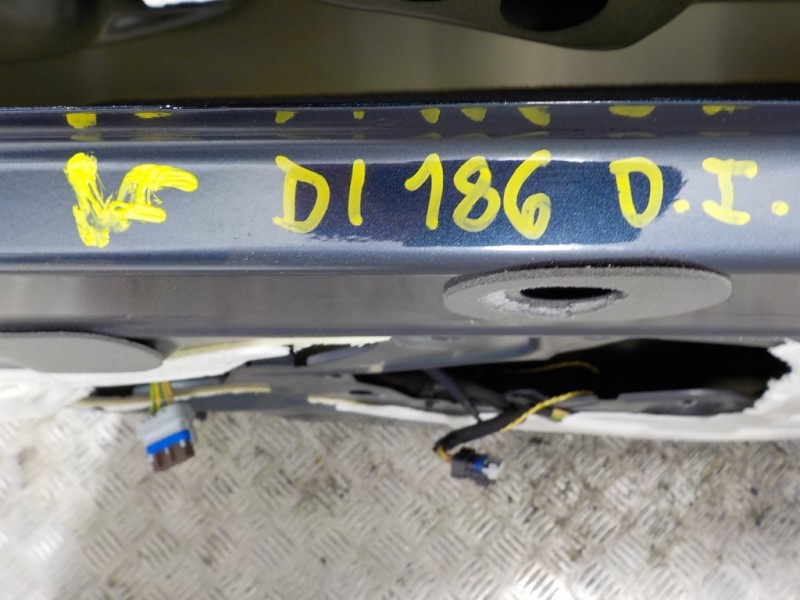 Recambio de puerta delantera izquierda para peugeot 508 2.0 blue-hdi fap referencia OEM IAM 9677684980  