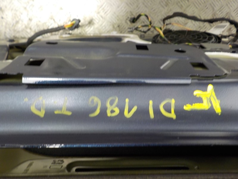 Recambio de puerta trasera derecha para peugeot 508 2.0 blue-hdi fap referencia OEM IAM 9008X3  