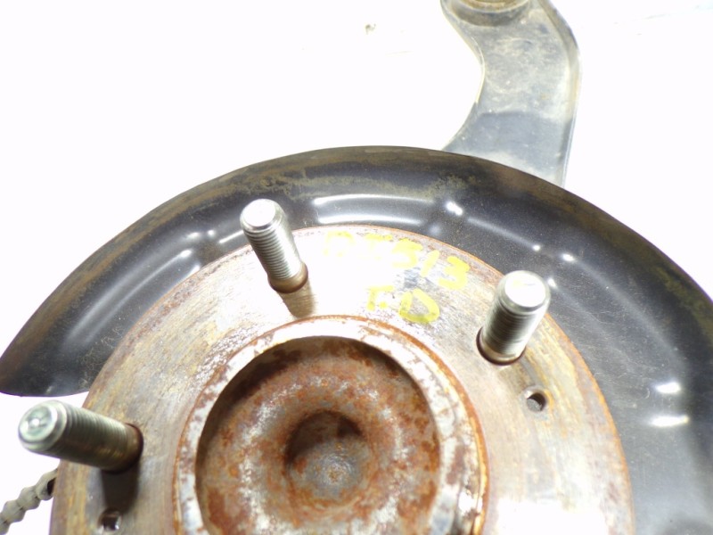 Recambio de mangueta trasera derecha para kia cee´d 1.4 crdi cat referencia OEM IAM 52720A6400  