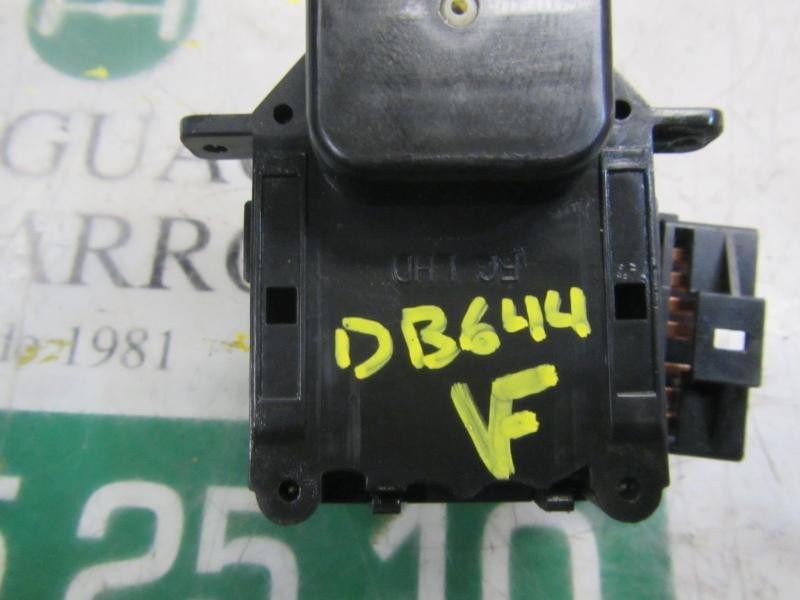 Recambio de mando limpia para ssangyong kyron 200 xdi limited referencia OEM IAM   