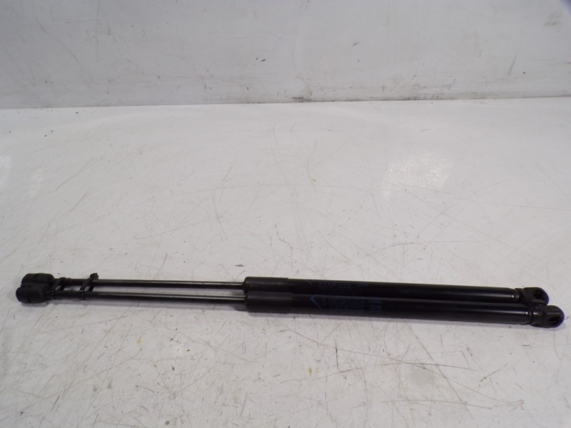 Recambio de amortiguadores maletero / porton para jeep renegade limited 4x2 referencia OEM IAM 52017651  