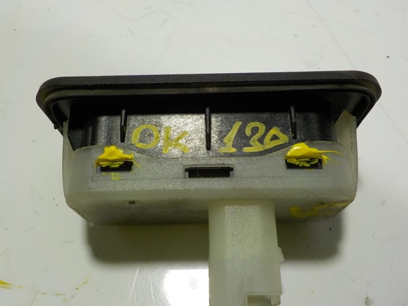 Recambio de maneta porton para renault clio iv 1.5 dci diesel fap referencia OEM IAM   