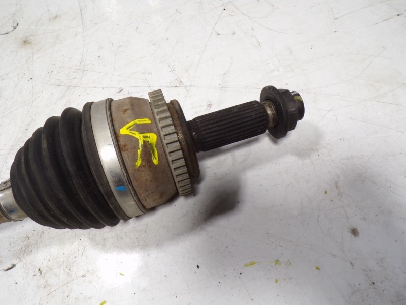 Recambio de transmision izquierda para kia cee´d 1.4 crdi cat referencia OEM IAM 49500A6600  