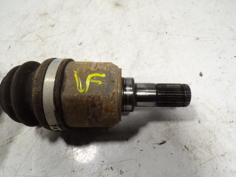 Recambio de transmision izquierda para kia cee´d 1.4 crdi cat referencia OEM IAM 49500A6600  