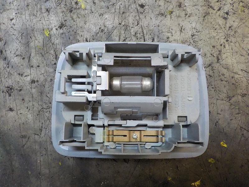 Recambio de piloto interior para mitsubishi asx (ga0w) 1.8 di-d cat referencia OEM IAM MN108119HD  