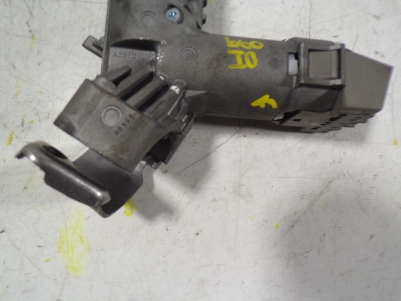 Recambio de antirrobo para ford fiesta (ccn) 1.5 tdci cat referencia OEM IAM 1778549 9V213F880ED 