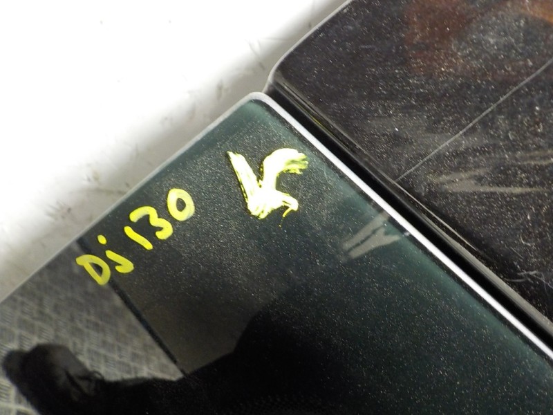 Recambio de porton trasero para land rover discovery 4 tdv6 se referencia OEM IAM BHA780070  