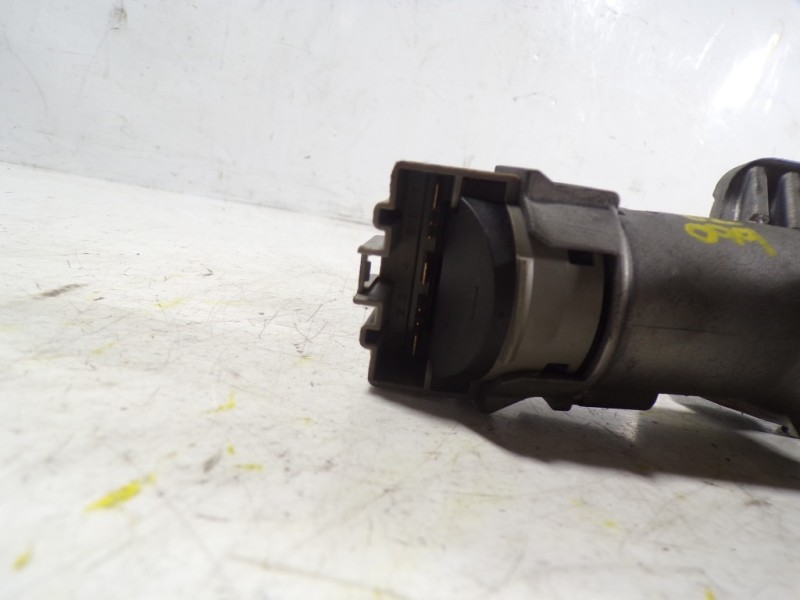 Recambio de antirrobo para ford fiesta (ccn) 1.5 tdci cat referencia OEM IAM 1778549 9V213F880ED 