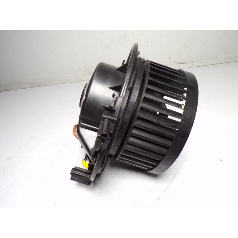 Recambio de motor calefaccion para volkswagen t-roc 1.5 16v tsi act referencia OEM IAM 5Q1819021E 5Q01819021F 