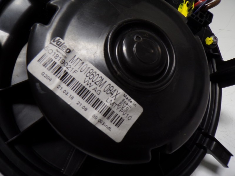 Recambio de motor calefaccion para volkswagen t-roc 1.5 16v tsi act referencia OEM IAM 5Q1819021E 5Q01819021F 