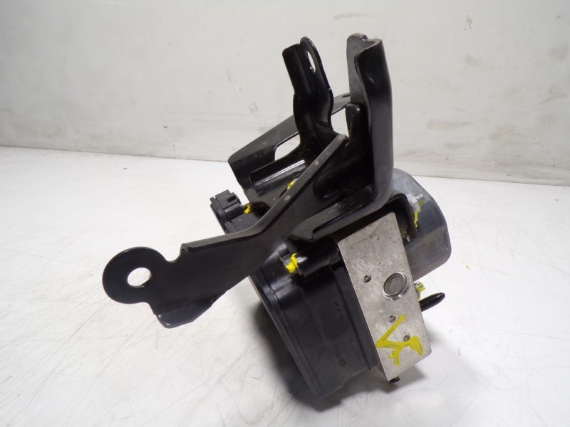 Recambio de abs para toyota aygo 1.0 vvti referencia OEM IAM 440500H170 445400H130 