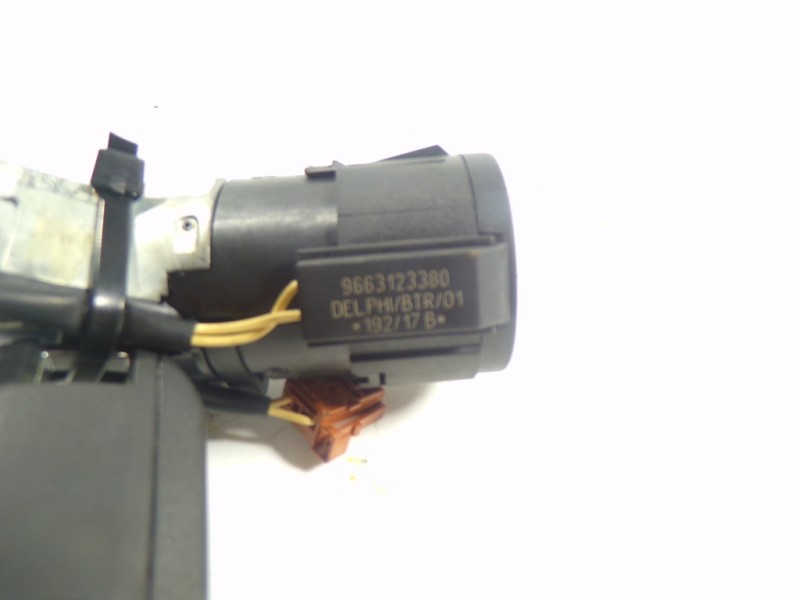 Recambio de antirrobo para peugeot 208 1.2 12v e-vti referencia OEM IAM 1608682880 9663123380 