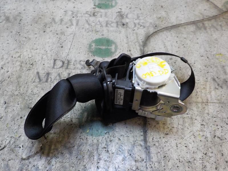 Recambio de cinturon seguridad delantero derecho para bmw serie 3 berlina (e90) 320d referencia OEM IAM 72119117220  
