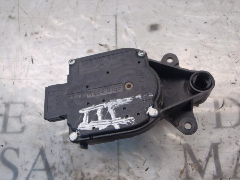 Recambio de motor apertura trampillas climatizador para mini mini (r50,r53) cooper s referencia OEM IAM 64111167294 6NN00762602 