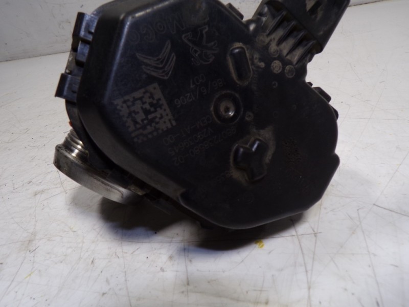 Recambio de caja mariposa para peugeot 308 1.6 blue-hdi fap referencia OEM IAM 9830301180 9807238580 