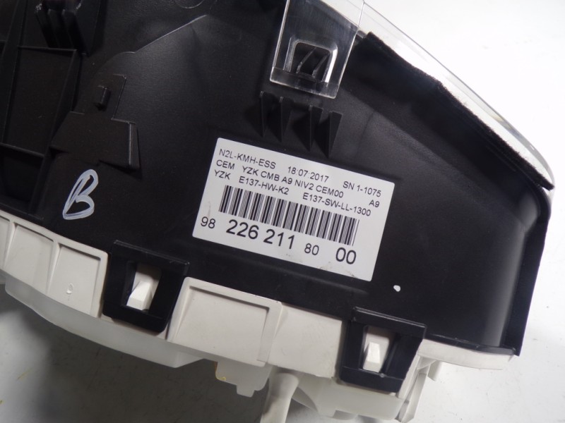 Recambio de cuadro instrumentos para peugeot 208 1.2 12v e-vti referencia OEM IAM 9822621180 9822621180 