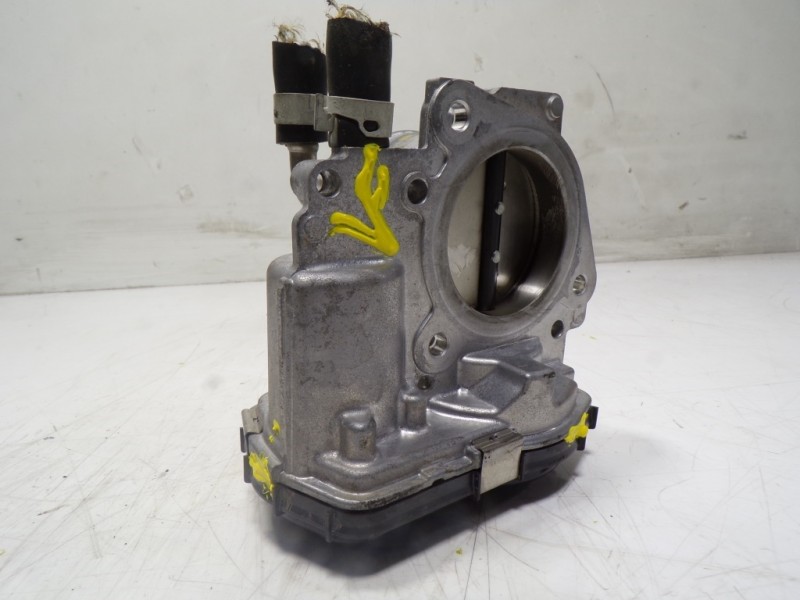 Recambio de caja mariposa para toyota aygo 1.0 vvti referencia OEM IAM 220300Q040 220300Q040 