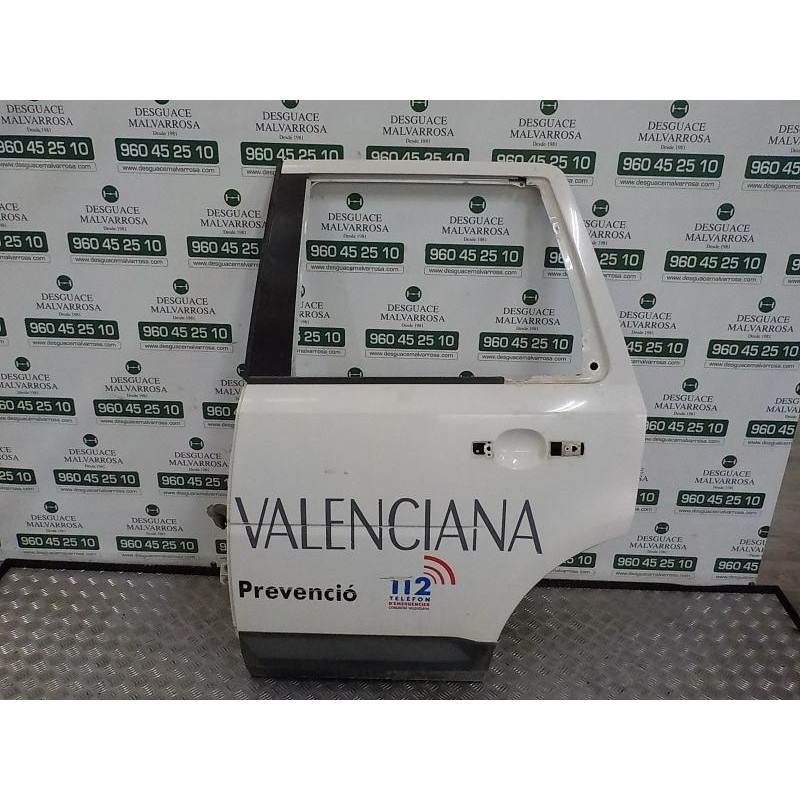 Recambio de puerta trasera izquierda para land rover freelander (lr2) 2.2 td4 cat referencia OEM IAM LR005852  