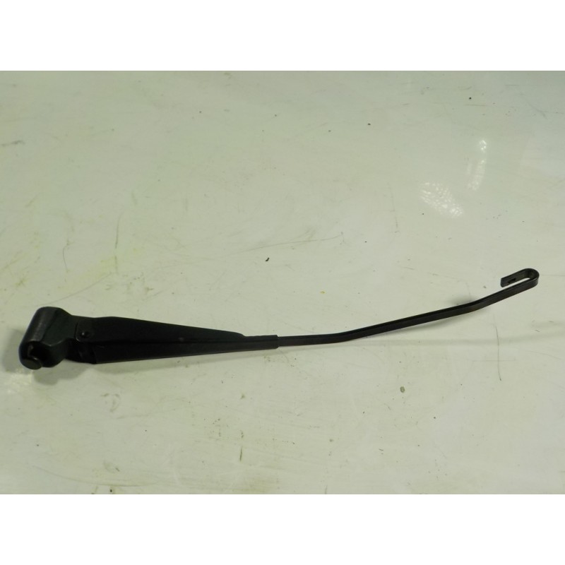 Recambio de brazo limpia trasero para ford transit connect 1.5 tdci cat referencia OEM IAM 1863100  