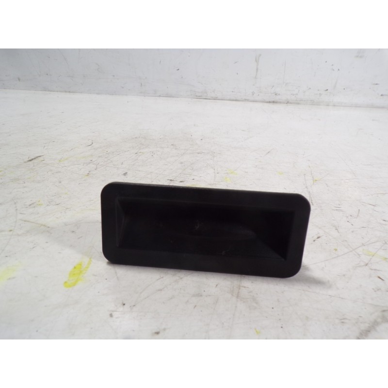 Recambio de maneta porton para ford fiesta (ccn) 1.5 tdci cat referencia OEM IAM 1857333  