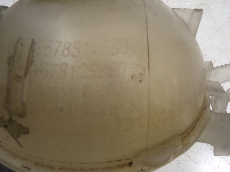 Recambio de deposito expansion para peugeot 308 1.6 blue-hdi fap referencia OEM IAM 9678125880 9678514680 