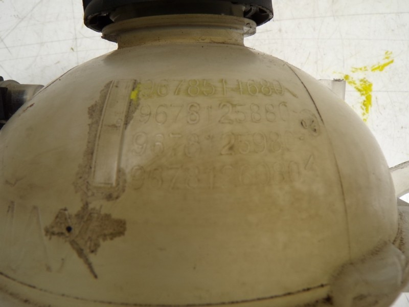 Recambio de deposito expansion para peugeot 308 1.6 blue-hdi fap referencia OEM IAM 9678125880 9678514680 