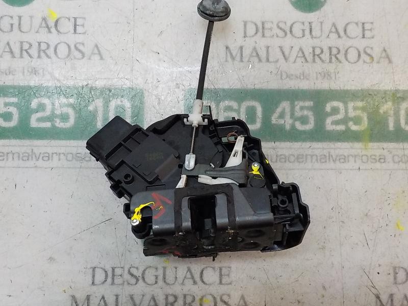 Recambio de cerradura puerta delantera derecha para ford focus berlina (cap) ghia referencia OEM IAM   