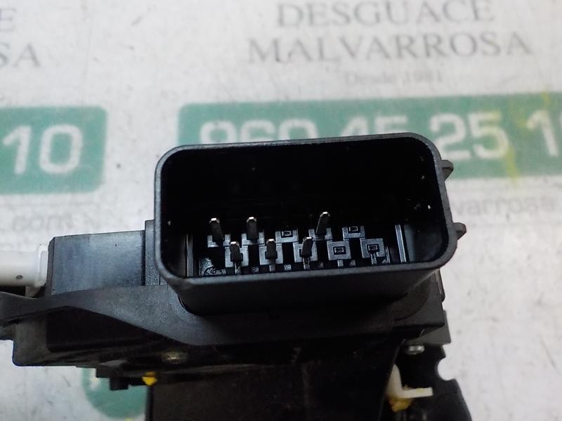 Recambio de cerradura puerta delantera derecha para ford focus berlina (cap) ghia referencia OEM IAM   