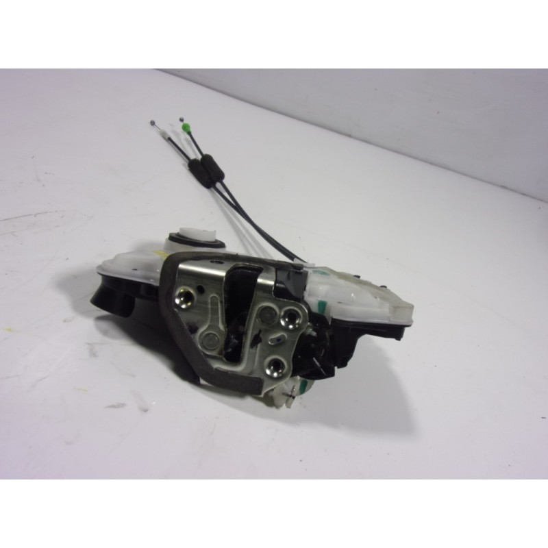 Recambio de cerradura puerta delantera izquierda para toyota aygo 1.0 vvti referencia OEM IAM 690400H060  