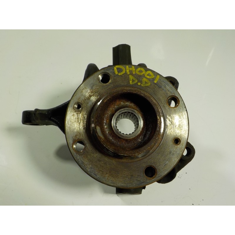 Recambio de mangueta delantera derecha para peugeot 208 1.2 12v e-vti referencia OEM IAM 1607557580  