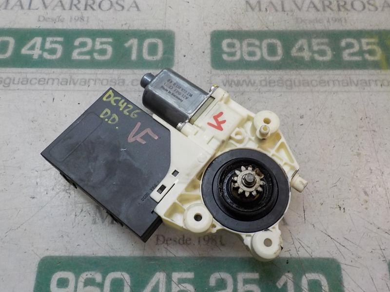 Recambio de motor elevalunas delantero derecho para ford focus berlina (cap) ghia referencia OEM IAM   
