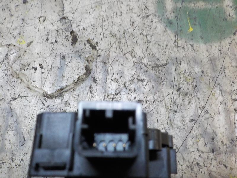 Recambio de motor apertura trampillas climatizador para bmw serie 3 berlina (e90) 320d referencia OEM IAM 64119321034  