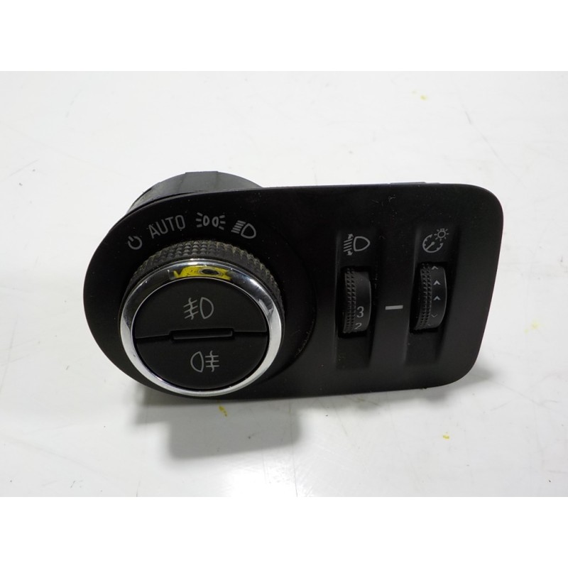 Recambio de mando luces para opel corsa e 1.4 referencia OEM IAM 13470446 13470446 