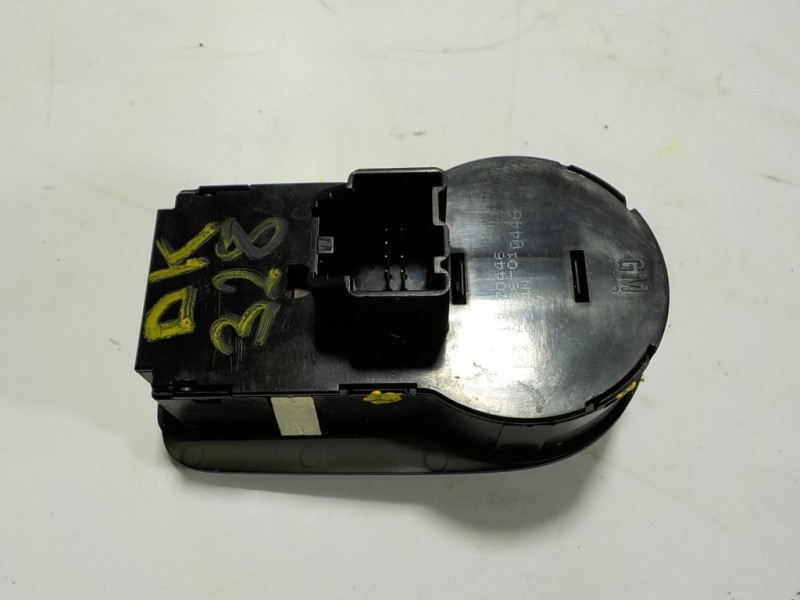 Recambio de mando luces para opel corsa e 1.4 referencia OEM IAM 13470446 13470446 