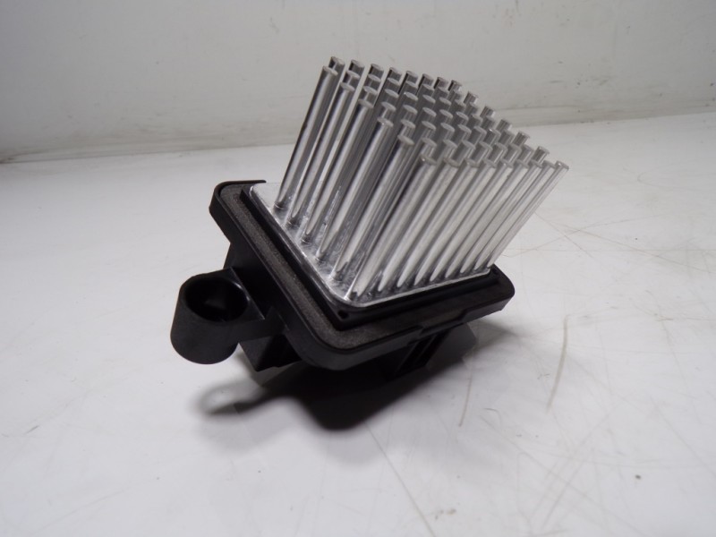 Recambio de resistencia calefaccion para opel insignia grand sport 1.6 cdti dpf referencia OEM IAM 13506208 13506208 