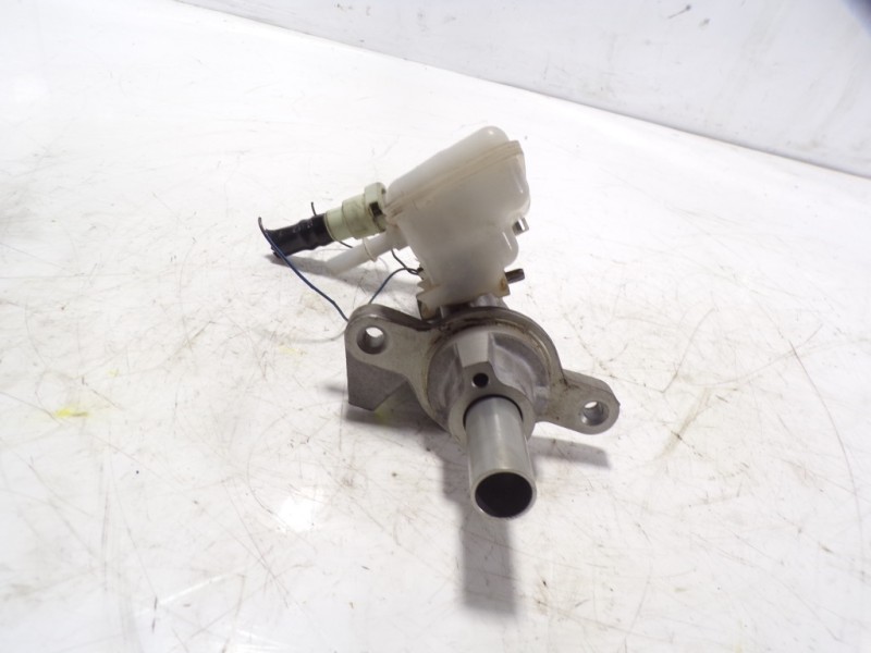 Recambio de bomba freno para ford transit courier 1.5 tdci cat referencia OEM IAM 1751664  