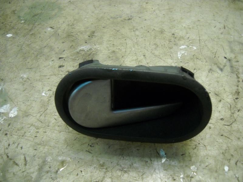 Recambio de maneta interior delantera izquierda para ford fiesta (cbk) ghia referencia OEM IAM   