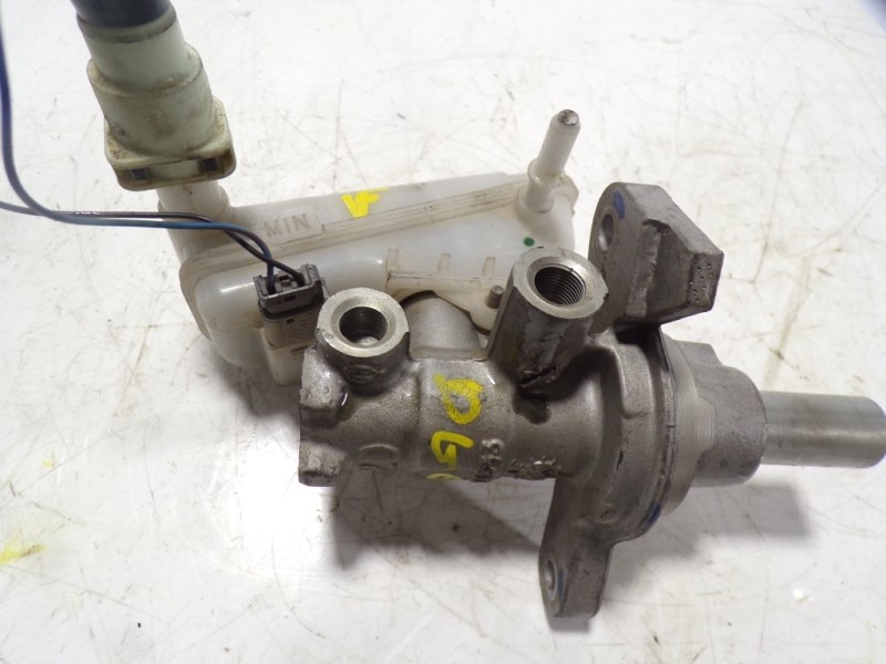 Recambio de bomba freno para ford transit courier 1.5 tdci cat referencia OEM IAM 1751664  