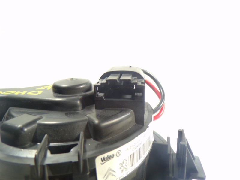 Recambio de motor calefaccion para peugeot 208 1.2 12v e-vti referencia OEM IAM 1608182080  T1013140A